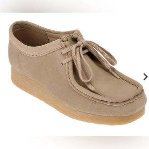 Clark’s Original - Padmora Lace-Up in Taupe - Size 6.5M